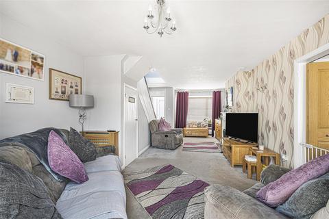 4 bedroom end of terrace house for sale, Hoddern Avenue, Peacehaven