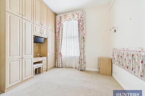 3 bedroom apartment for sale, The Crescent, Filey