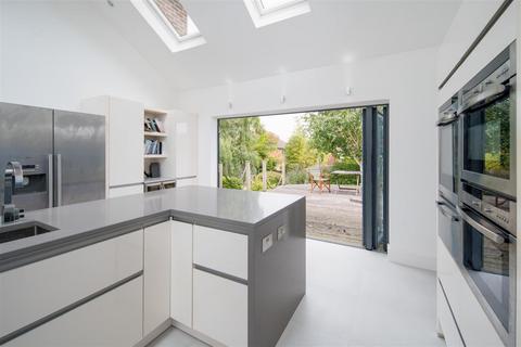 5 bedroom house for sale, Pine Tree Close, Cowes PO31