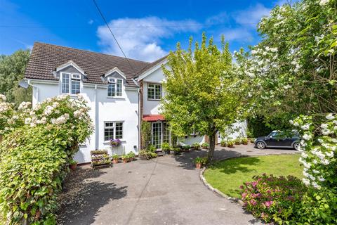 4 bedroom detached house for sale, Monk Street, Thaxted, Dunmow