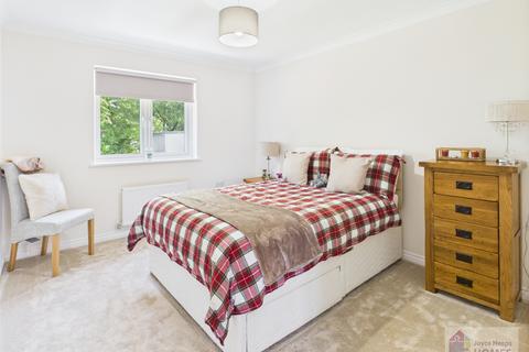 72 Applegate Drive, East Kilbride, Glasgow, G75 9FG