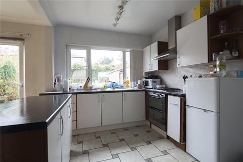 4 bedroom semi-detached house to rent, 23 Park Avenue, Huddersfield, HD1