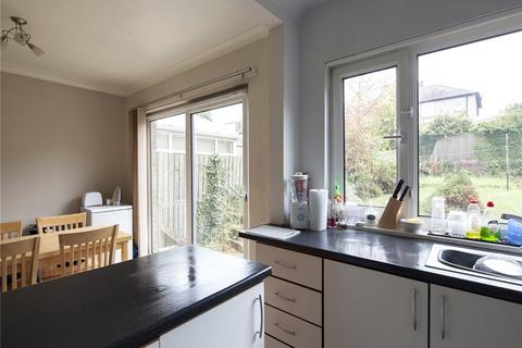 4 bedroom semi-detached house to rent, 23 Park Avenue, Huddersfield, HD1