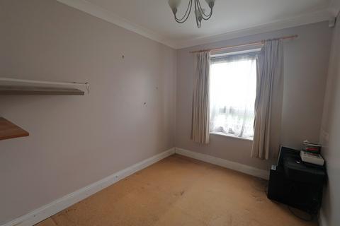 2 bedroom flat for sale, Over 60's, Hebron Court, Hill Lane, Southampton