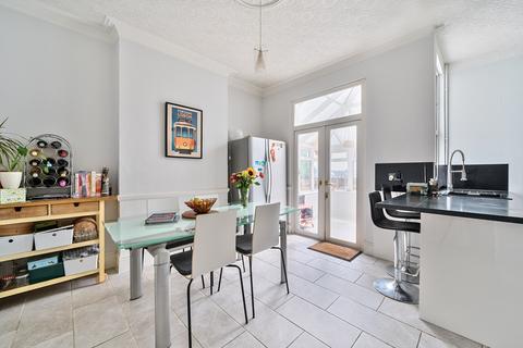 4 bedroom end of terrace house for sale, Perry Hill, Catford, London