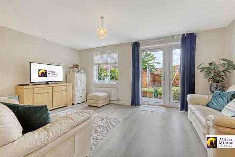 28 Parker Drive, Buntingford, SG9 9GL