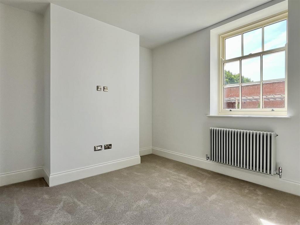 Bedroom 2 (1).jpeg