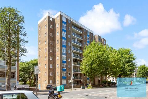 Studio for sale, The Drive, Hove, BN3