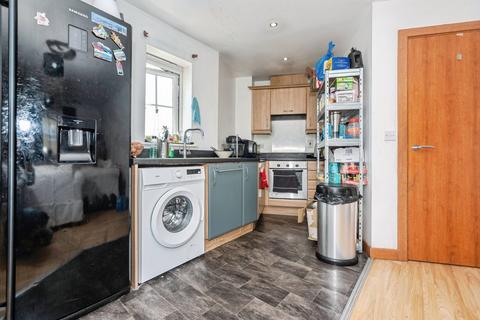2 bedroom apartment for sale, Kendal, Purfleet-on-Thames RM19