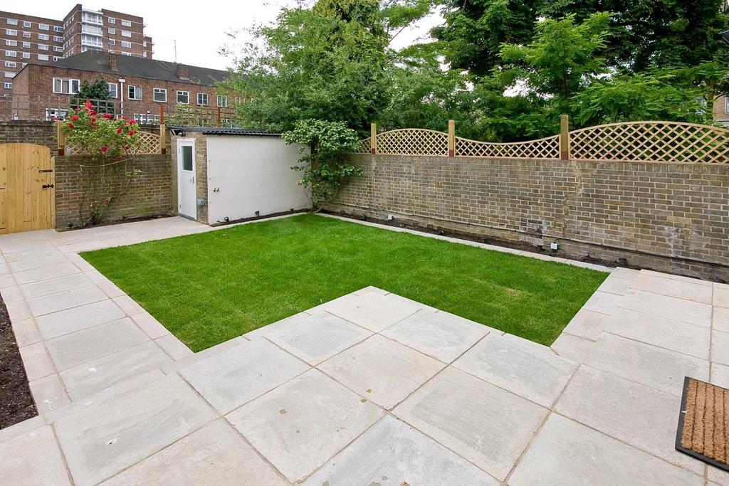 7 court close-gdn.jpg