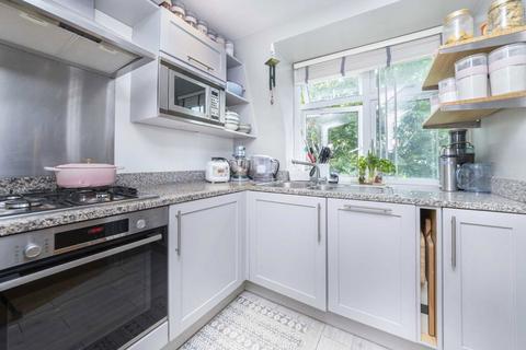 1 bedroom flat for sale, Finchley Road, London NW3
