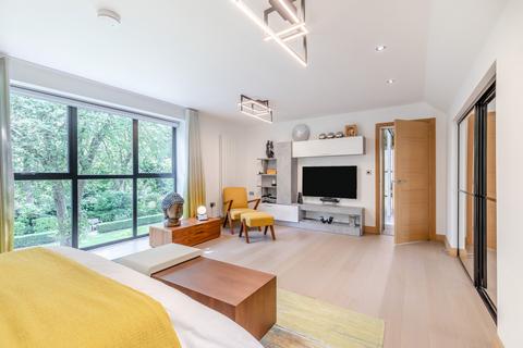 5 bedroom detached house for sale, The Crescent Stone Stafford, Staffordshire, ST15 8JN