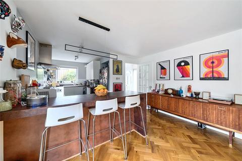 35 Elsted Street, London, SE17 1QG