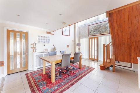 Guest house for sale, Beccles Road, Fritton