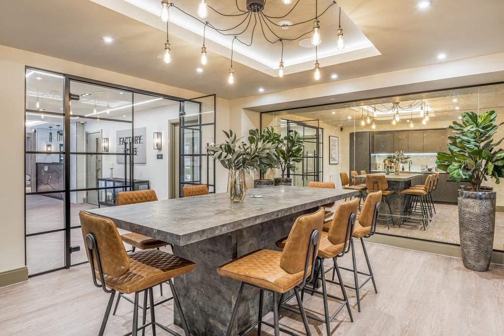 Residents' Dining