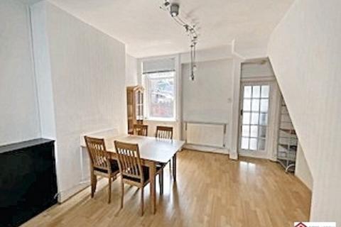 2 bedroom terraced house to rent, Brithdir Street, Cardiff. CF24 4LF
