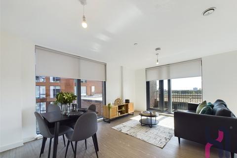3 bedroom flat for sale, The Landmark, 30 Oldfield Road, Salford, M5