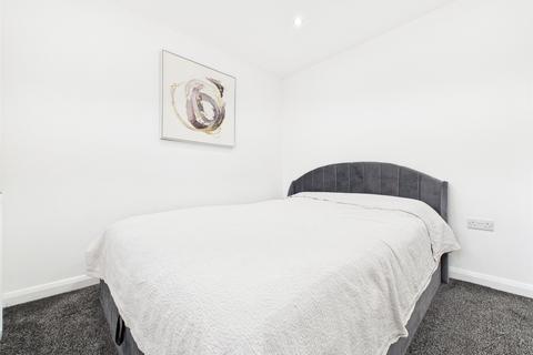 1 Ringwood Way, Hampton Hill, Hampton, TW12 1AT