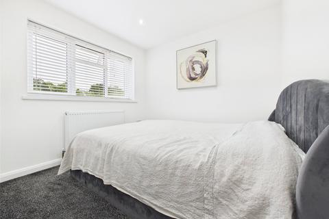 1 Ringwood Way, Hampton Hill, Hampton, TW12 1AT
