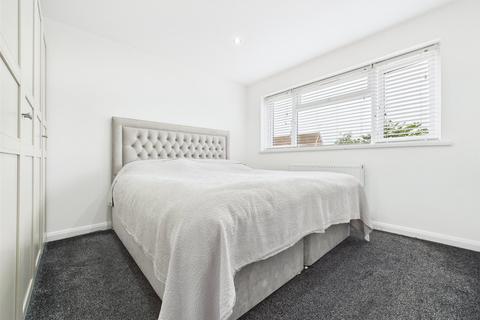 1 Ringwood Way, Hampton Hill, Hampton, TW12 1AT