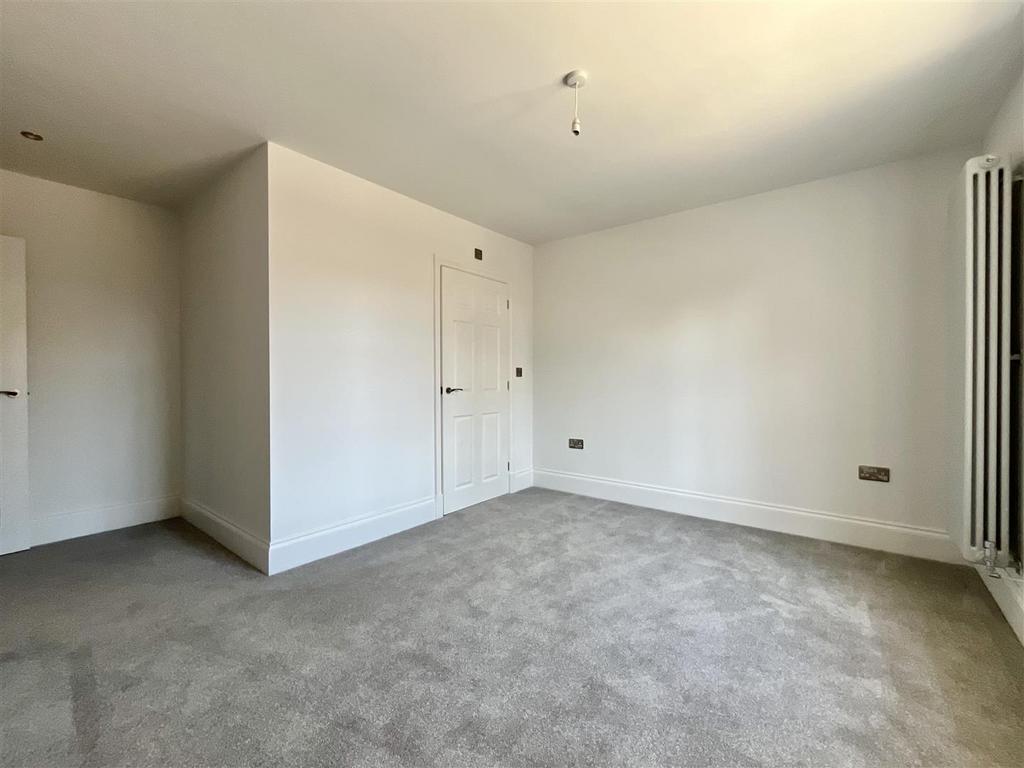 Bedroom 2 (1).jpeg