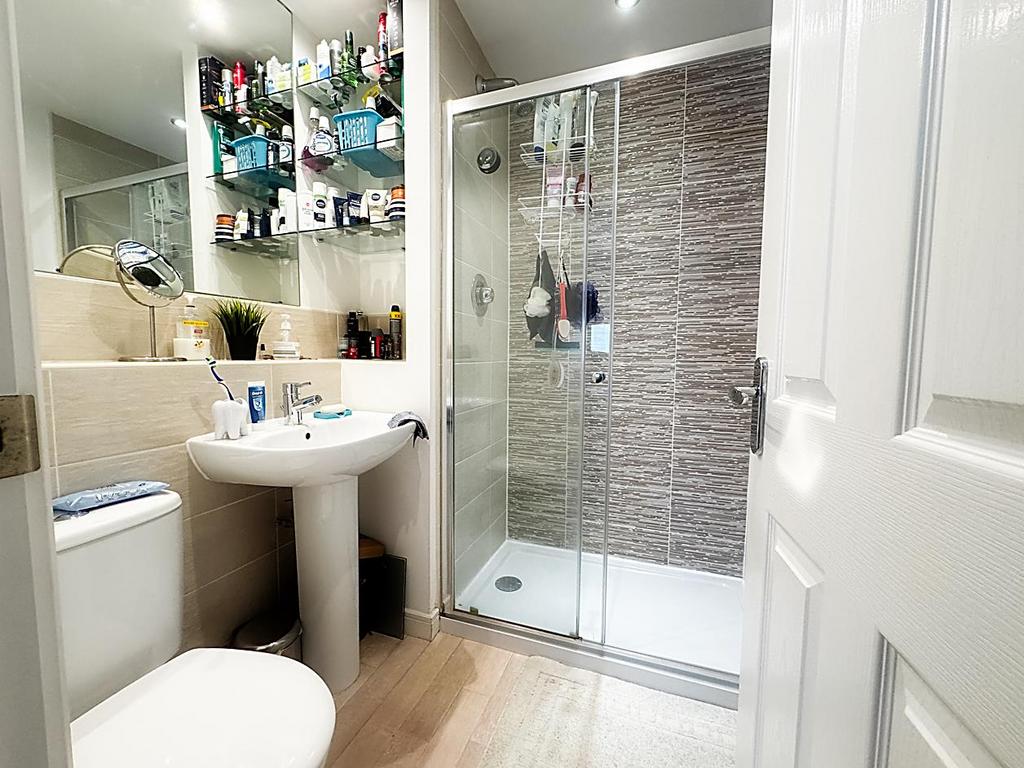 Ensuite