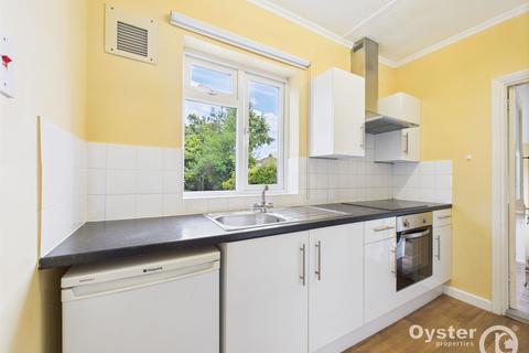 2 bedroom semi-detached bungalow for sale, Uppingham Avenue, Stanmore, HA7