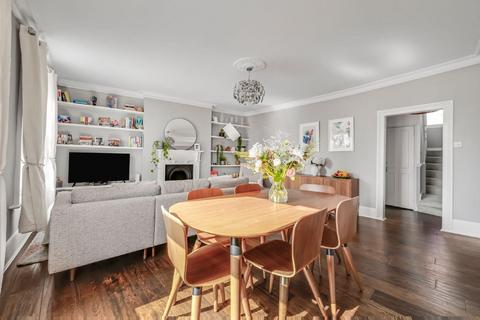 Flat 3, 105 Newington Green Road, London, N1 4QY