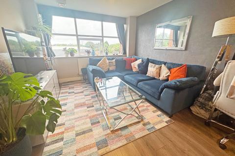 1 bedroom apartment for sale, Clarendon House, 11 Station Road, Kettering, Northamptonshire, NN15 7FE