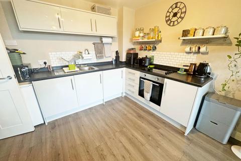 1 bedroom apartment for sale, Clarendon House, 11 Station Road, Kettering, Northamptonshire, NN15 7FE