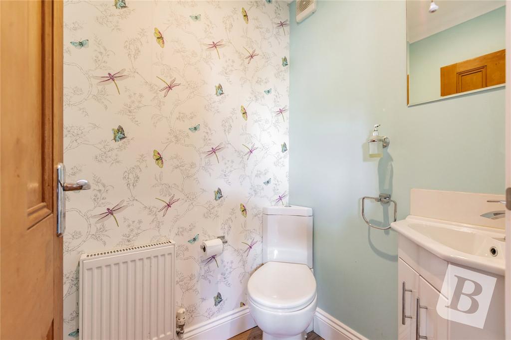 Cloakroom/WC