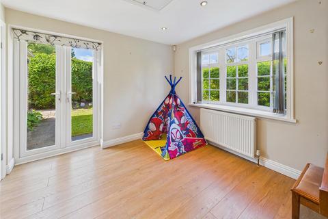 4 bedroom cottage for sale, Main Street, Skidby