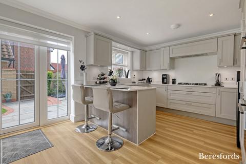 4 bedroom detached house for sale, Liberty Way, Runwell, SS11