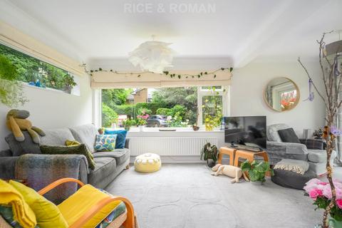 undefined, Queens Drive, Leatherhead KT22