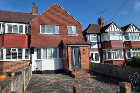 3 bedroom end of terrace house for sale, Jevington Way, London, SE12