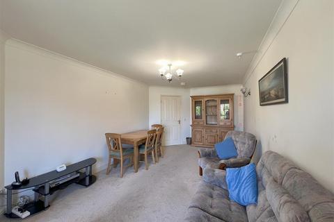 1 bedroom apartment for sale, Apple Close, Congleton