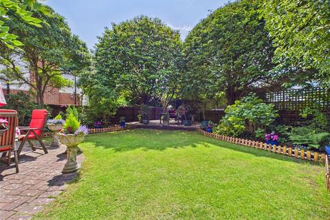 2 bedroom apartment for sale, Keswick Road, Boscombe Manor, Bournemouth, Dorset, BH5