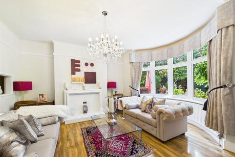 2 bedroom apartment for sale, Keswick Road, Boscombe Manor, Bournemouth, Dorset, BH5