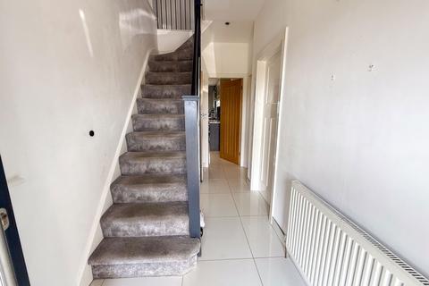 5 bedroom semi-detached house for sale, Wyckham Close,Harborne, Birmingham