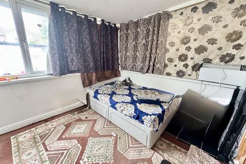 undefined, Windmill Road, Croydon
