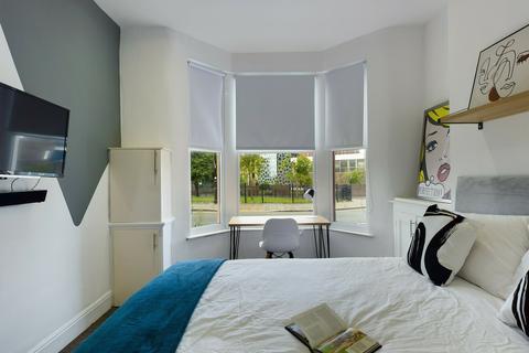 1 bedroom in a house share to rent, Hall Lane, Liverpool L7