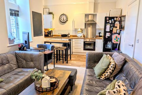 1 bedroom flat for sale, 39 The Furlongs, Bicton Heath, Shrewsbury, SY3 5FU