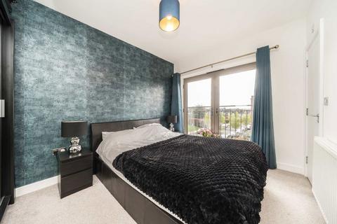 26 John Hunter Avenue, London, SW17 7FA