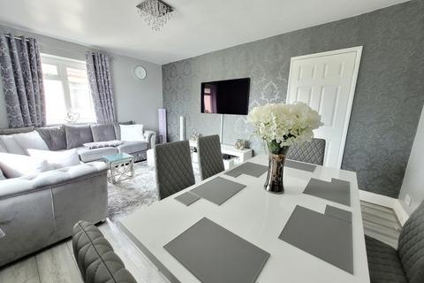 63 Chalet Hill, Bordon, GU35 0EG