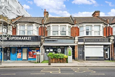 undefined, Westbury Avenue, London, N22