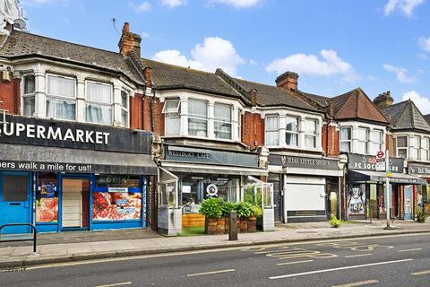 undefined, Westbury Avenue, London, N22