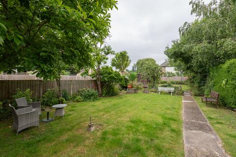 4 bedroom semi-detached house for sale, Algers Road, Loughton, IG10