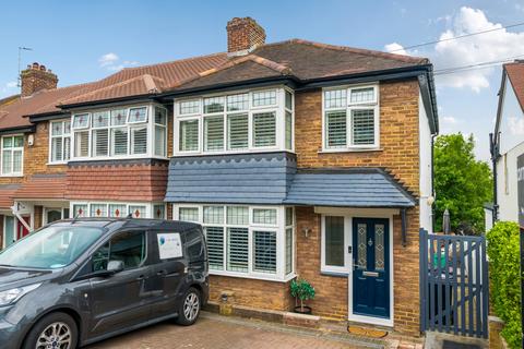 3 bedroom end of terrace house for sale, Portland Road, Bromley