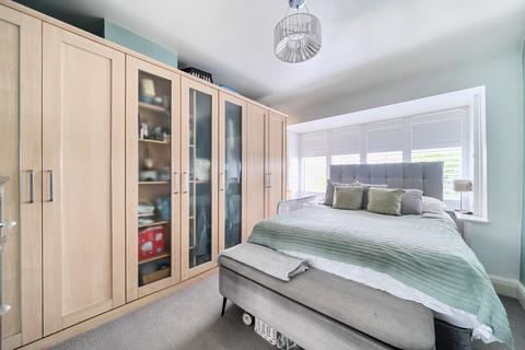 3 bedroom end of terrace house for sale, Portland Road, Bromley