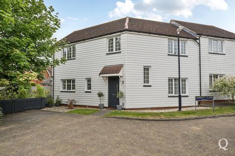4 bedroom semi-detached house for sale, Honesty Close, Sittingbourne, Kent, ME10